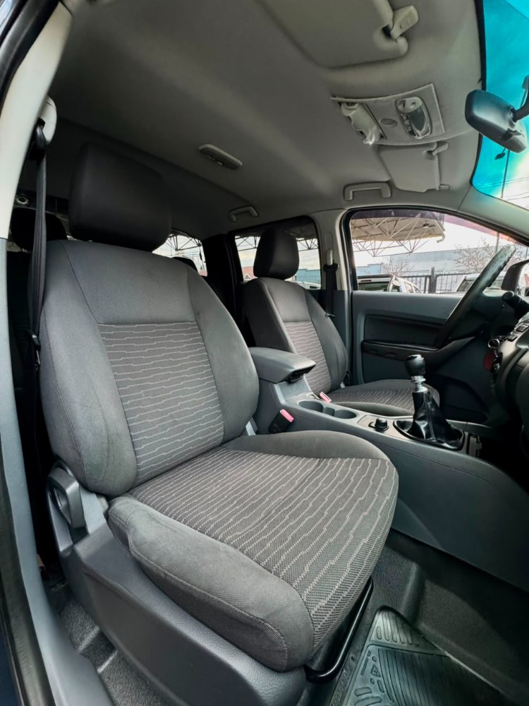 Ford Ranger XLS — foto 16